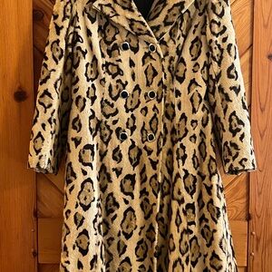 Vintage Leopard Print Double-Breasted Coat with Princess Seams